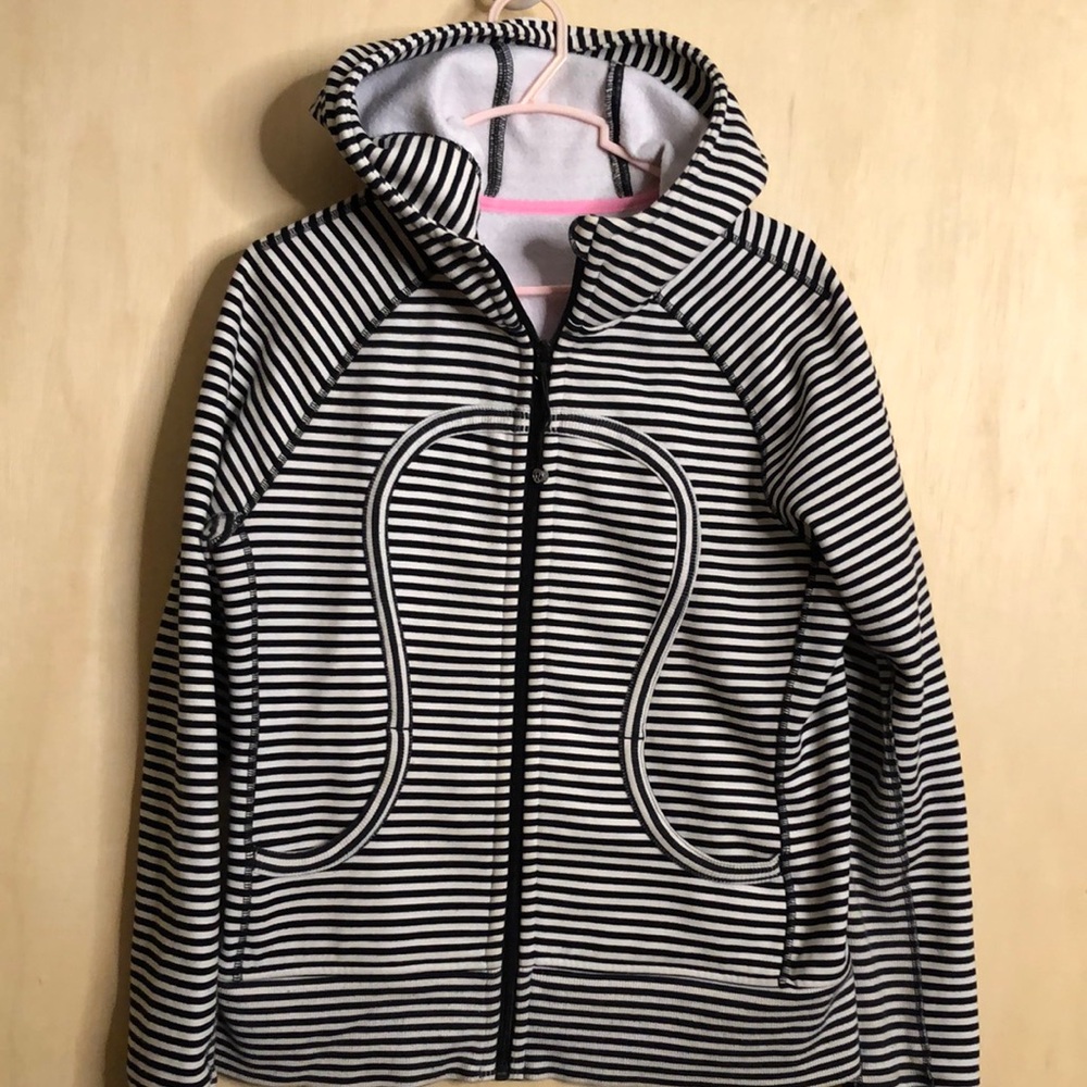 Lululemon Scuba Hoodie size 10